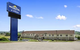 Microtel Inn & Suites By Wyndham Mineral Wells/Parkersburg
